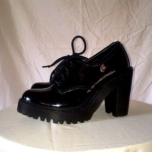 Dr. Martens NWOT “Salome” Patent Shoes